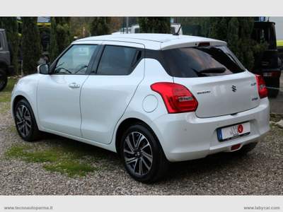 Suzuki Swift Swift 1.2 Hybrid Top Bianco usata Langhirano