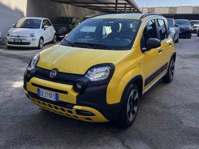 Fiat Panda 1.0 FireFly S&S Hybrid City Cross Giallo usata Afragola
