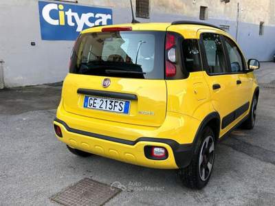 Fiat Panda 1.0 FireFly S&S Hybrid City Cross Giallo usata Afragola