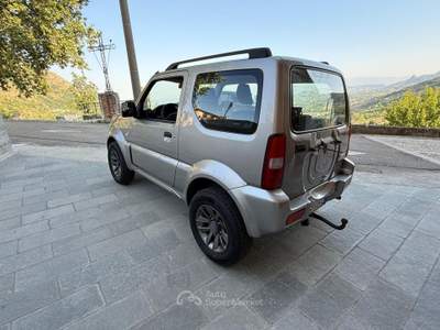 Suzuki Jimny PERFETTA Argento usata Torrecuso