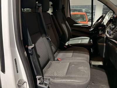 Ford Tourneo Custom 320 2.0 TDCi 130 MHEV PC Combi Trend 9 POSTI Bianco usata Este
