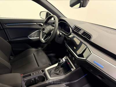 Audi Q3 Audi  Sportback Identity Black 35 TFSI  110(150) k Bianco usata San Fior