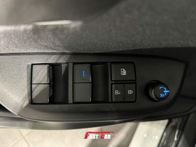 Toyota Yaris 1.5 Hybrid 5 porte Trend Bianco usata Occhiobello