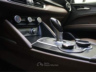 Alfa Romeo Stelvio STELVIO 2.2 TD 210cv AT8 Q4 SPORT EDITION Bianco usata Modica
