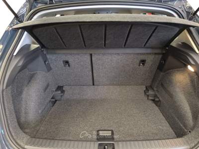 Seat Arona 1.0 TSI 95 HP REFERENCE NEOPATENTATI Grigio usata Udine