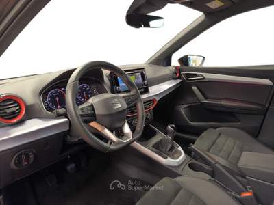 Seat Arona 1.0 BENZINA 95 HP FR NEOPATENTATI Grigio usata Udine