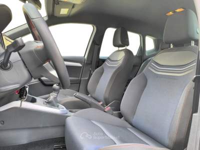 Seat Arona 1.0 BENZINA 95 HP FR NEOPATENTATI Grigio usata Udine