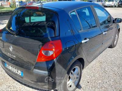 Renault Clio 5 porte Le Iene Nero usata SANT'AGATA SUL SANTERNO