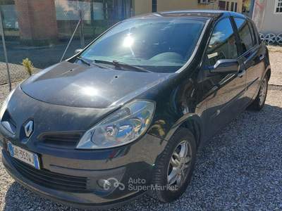 Renault Clio 5 porte Le Iene Nero usata SANT'AGATA SUL SANTERNO