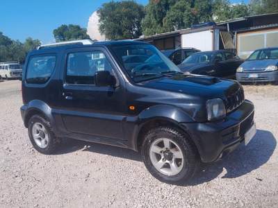 Suzuki Jimny cat 4WD JLX Più Nero usata Grosseto