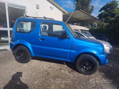 Suzuki Jimny 16V cat 4WD JLX Blu/Azzurro usata Grosseto