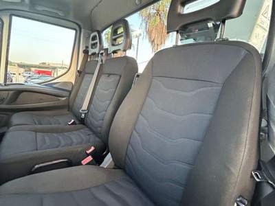 Iveco Daily 35-14 CON GRU Nero usata Massafra