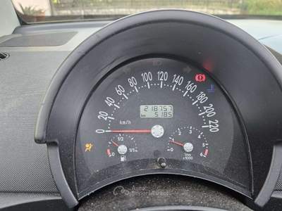 Volkswagen New Beetle New Beetle Cabrio Cabrio 1.4 Giallo usata Lesmo