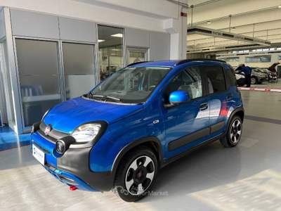 Fiat Panda Panda 1.0 firefly hybrid Cross s&amp;s 70cv 5p.ti usata Castenedolo