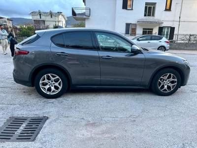 Alfa Romeo Stelvio 2.2 Turbodiesel 190 CV AT8 Q4 Business Grigio usata Mugnano del Cardinale