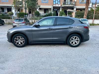 Alfa Romeo Stelvio 2.2 Turbodiesel 190 CV AT8 Q4 Business Grigio usata Mugnano del Cardinale