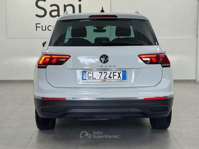 Volkswagen Tiguan Tiguan 2.0 tdi Life 150cv dsg Bianco usata Fucecchio