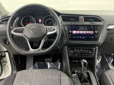 Volkswagen Tiguan Tiguan 2.0 tdi Life 150cv dsg Bianco usata Fucecchio