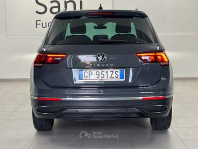 Volkswagen Tiguan Tiguan 2.0 tdi Life 150cv dsg Grigio usata Fucecchio