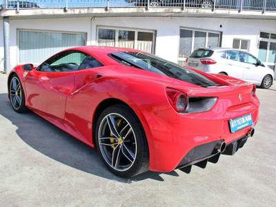 Ferrari 488 B Rosso usata Padula