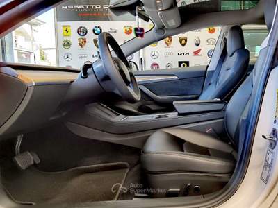 Tesla Model 3 Model 3 Long Range Dual Motor awd Bianco usata Sesto San Giovanni