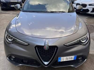 Alfa Romeo Stelvio 2.2 Turbodiesel 190 CV AT8 Q4 Business Grigio usata Afragola