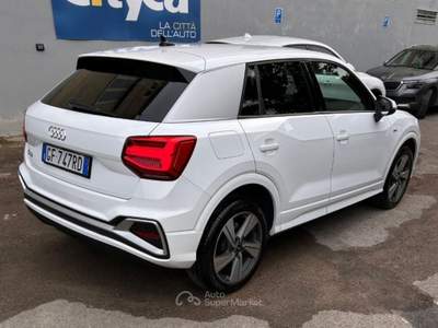 Audi Q2 30 TDI S tronic S line Edition Bianco usata Afragola