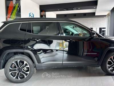 Jeep Compass 1.5 Turbo T4 130 CV MHEV 2WD Limited Nero usata Pomezia