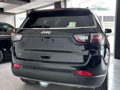 Jeep Compass 1.5 Turbo T4 130 CV MHEV 2WD Limited Nero usata Pomezia