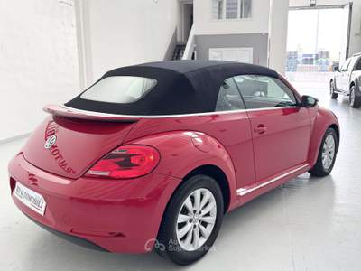 Volkswagen Maggiolino Maggiolino Cabrio 1.2 tsi Design usata Ciserano