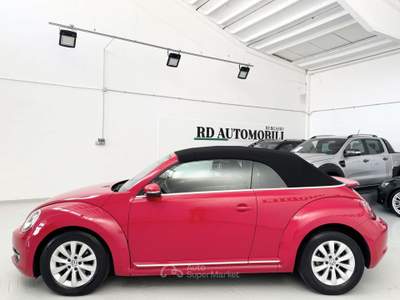 Volkswagen Maggiolino Maggiolino Cabrio 1.2 tsi Design usata Ciserano