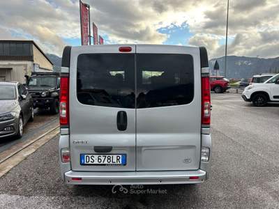 Opel Vivaro Vivaro 29 2.5 CDTI PL Combi 8 posti Fap Grigio usata Lavis
