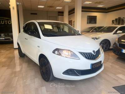 Lancia Ypsilon Ypsilon 1.0 FireFly 5p.S&S Hyb. Eco A.F. - Possibilità impianto GPL nuovo con 2 anni di garanzia Grigio usata San Mauro Pascoli