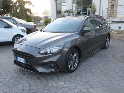 Ford Focus Focus 1.0 EcoBoost 125CV SW ST Line Grigio usata Anagni