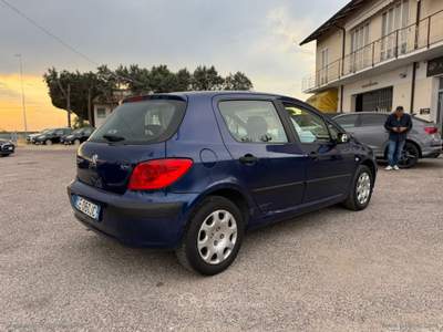 Peugeot 307 307 1.4 5p. XR usata Cervia