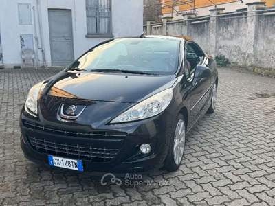 Peugeot 207 1.6 VTi 120CV CC Allure Grigio usata Torino