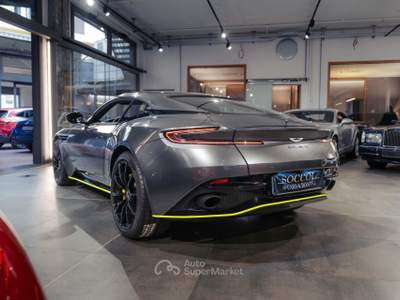 Aston Martin DB11 V12 Coupe 5.2 V12 AMR auto Grigio usata MILANO