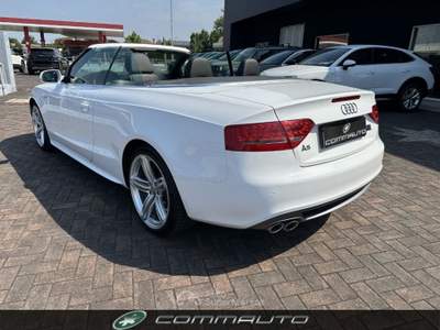 Audi A5 Cabrio 2.0 TDI 170 CV F.AP. S Line Bianco usata Quinto di Treviso