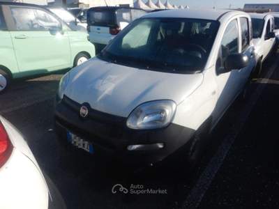 Fiat Panda 1.0 GSE S&S Hybrid Pop Van 2 posti Motore Rifatto Bianco usata Sarno