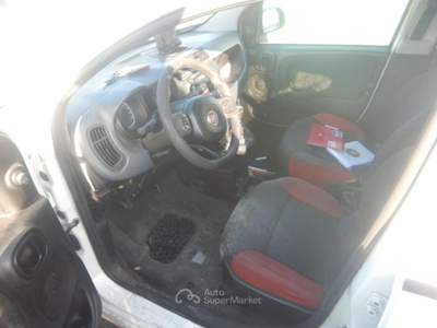 Fiat Panda 1.0 GSE S&S Hybrid Pop Van 2 posti Motore Rifatto Bianco usata Sarno