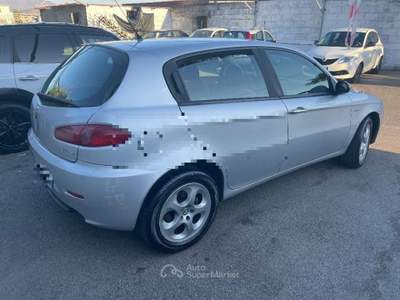 Alfa Romeo 147 1.9 JTD (120) 5 porte Progression motore rifatto Argento usata Sarno