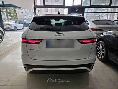 Jaguar F-Pace SE R-Dynamic 2.0 204cv Diesel mHev Automatico Bianco usata Campi Bisenzio