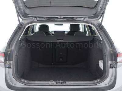 Skoda Superb wagon 2.0 tdi evo 150cv selection dsg Grigio usata Cremona