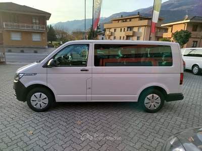 Volkswagen Multivan 2.0 TDI 110CV TRENDLINE disponibili 4 unità Bianco usata Dubino