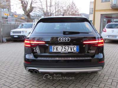 Audi A4  Allroad 40 2.0 tdi 190cv s-tronic Nero usata Busalla