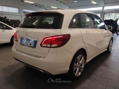 Mercedes-Benz Classe B B 180 d Automatic Sport Bianco usata Rezzato