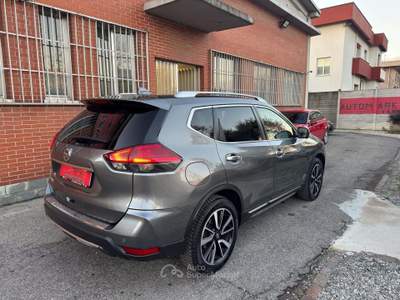 Nissan X-Trail 1.7 dci Tekna 2wd x-tronic 360° TETTO PELLE Grigio usata Cernusco sul Naviglio
