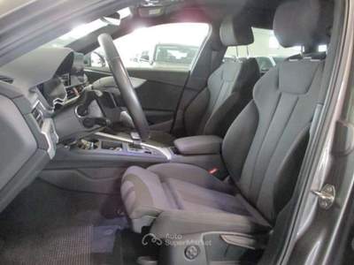 Audi A4 A4 Allroad 40 2.0 TDI mhev Business Q. 204cv S-Tr Grigio usata Fossano