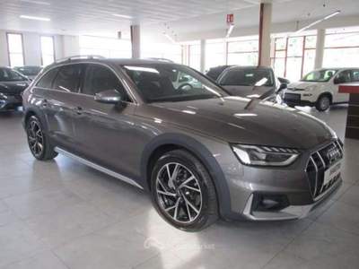 Audi A4 A4 Allroad 40 2.0 TDI mhev Business Q. 204cv S-Tr Grigio usata Fossano