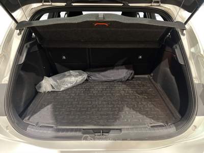 Toyota Corolla 1.8h business e-cvt Argento usata Vicenza